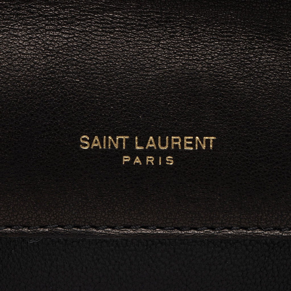 Saint Laurent Lambskin Monogram Gaby Chain Envelope Bag (SHF-KQUxzQ)