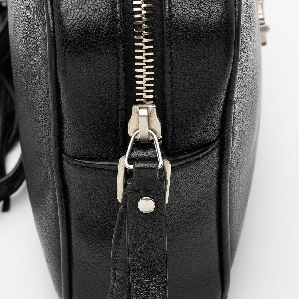 Saint Laurent Leather Monogram Lou Camera Bag (SHF-whAoB5)