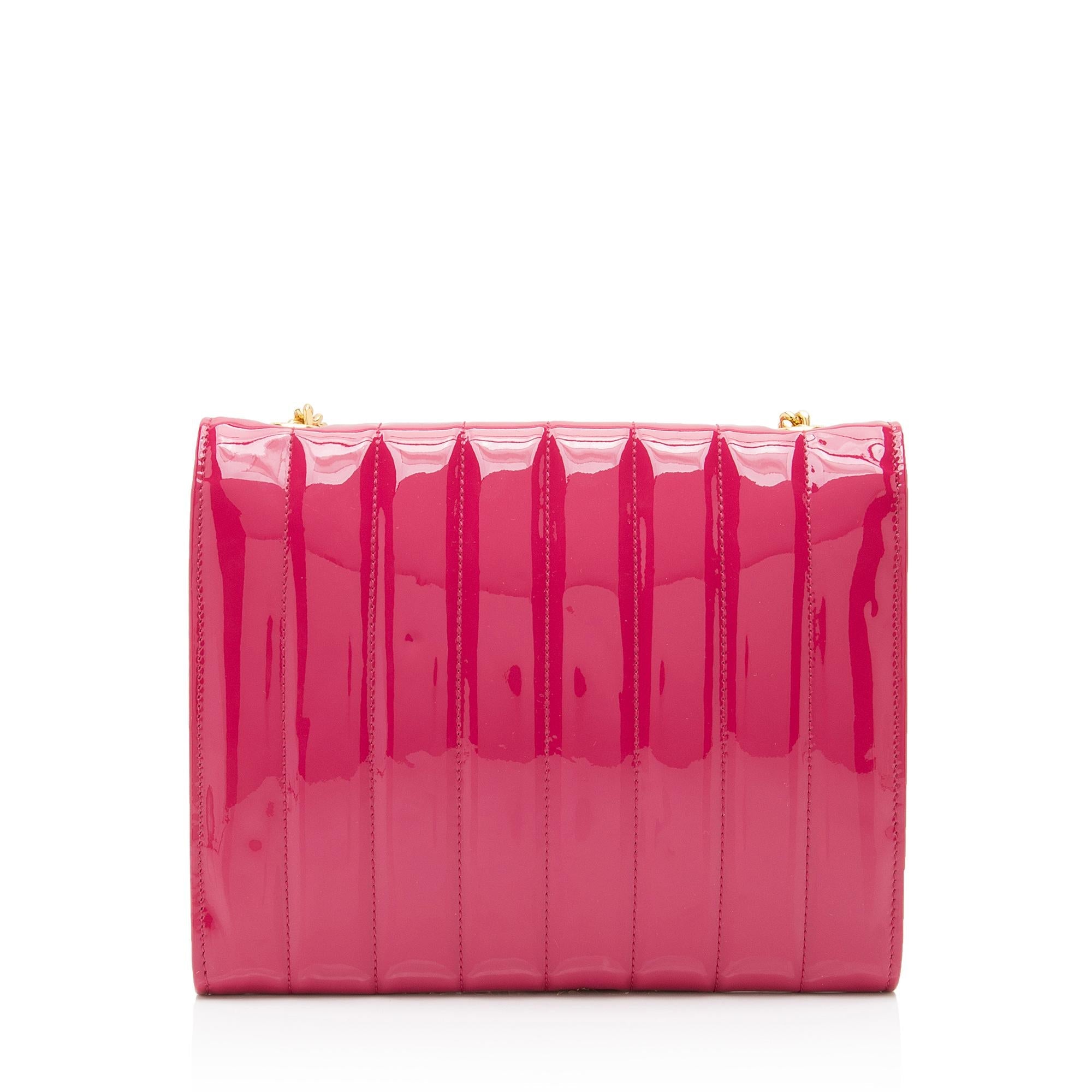 Saint Laurent Matalasse Patent Leather Monogram Vicky Chain Wallet (SHF-GZpZIV)
