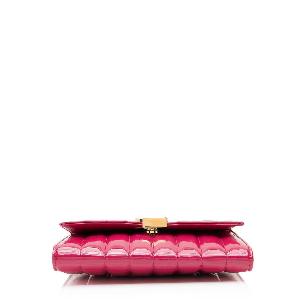 Saint Laurent Matalasse Patent Leather Monogram Vicky Chain Wallet (SHF-GZpZIV)