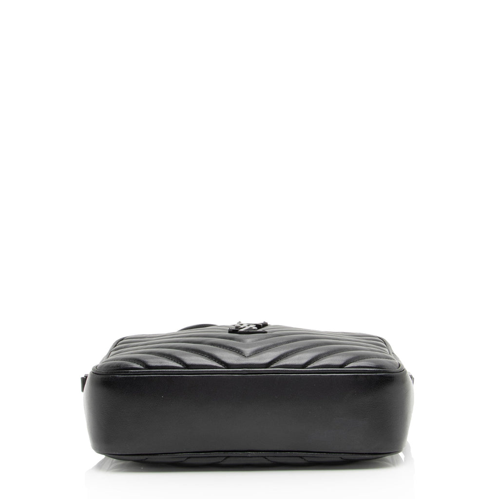 Saint Laurent Matelasse Calfskin Matte Black Monogram Lou Camera Bag (SHF-APSLqT)