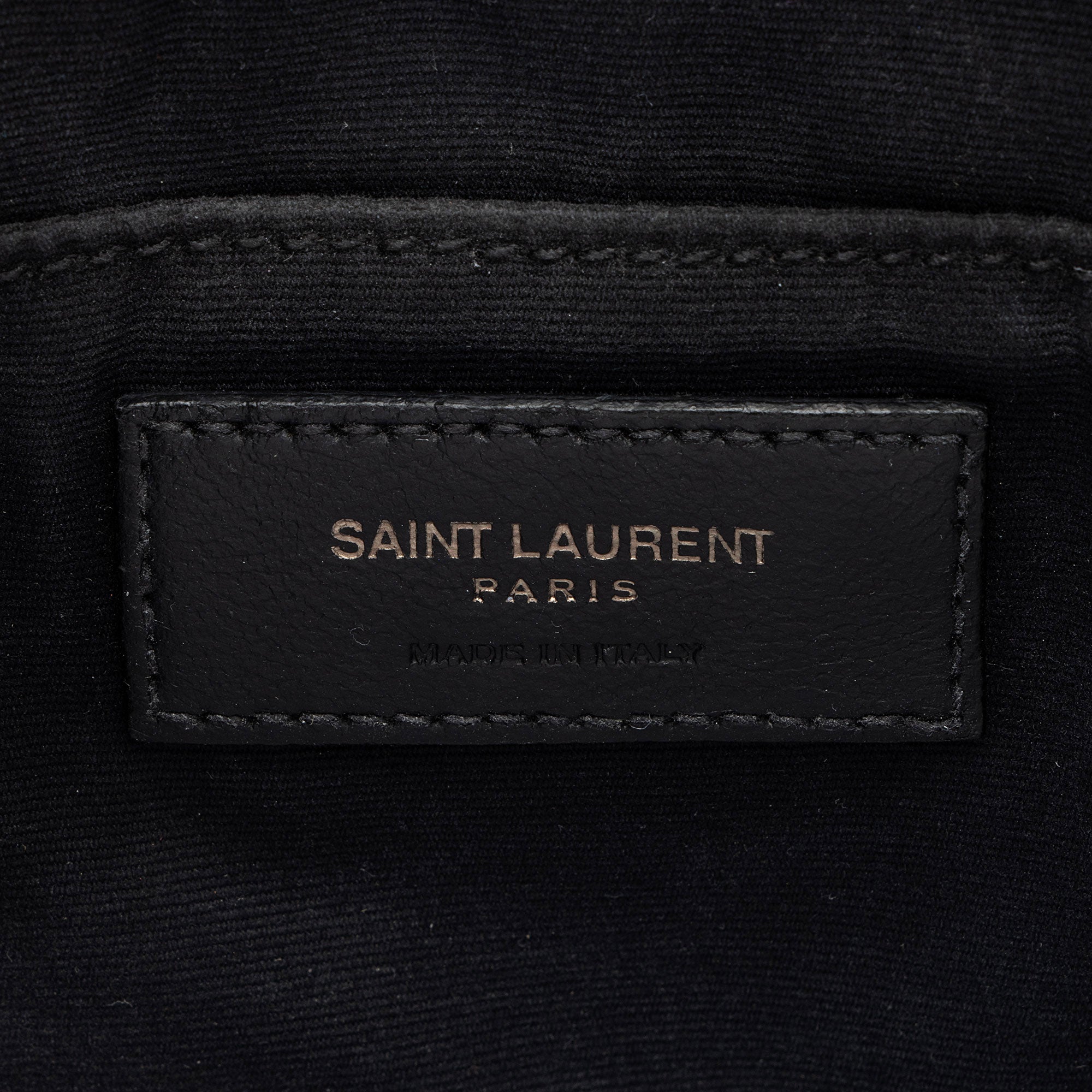 Saint Laurent Matelasse Calfskin Matte Black Monogram Lou Camera Bag (SHF-PIyVqF)