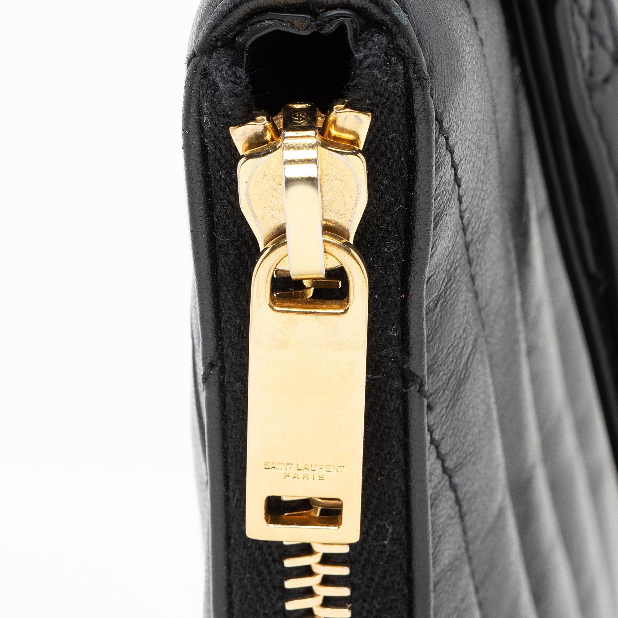 Saint Laurent Matelasse Calfskin Monogram Large Wristlet (SHF-J3F1B7)