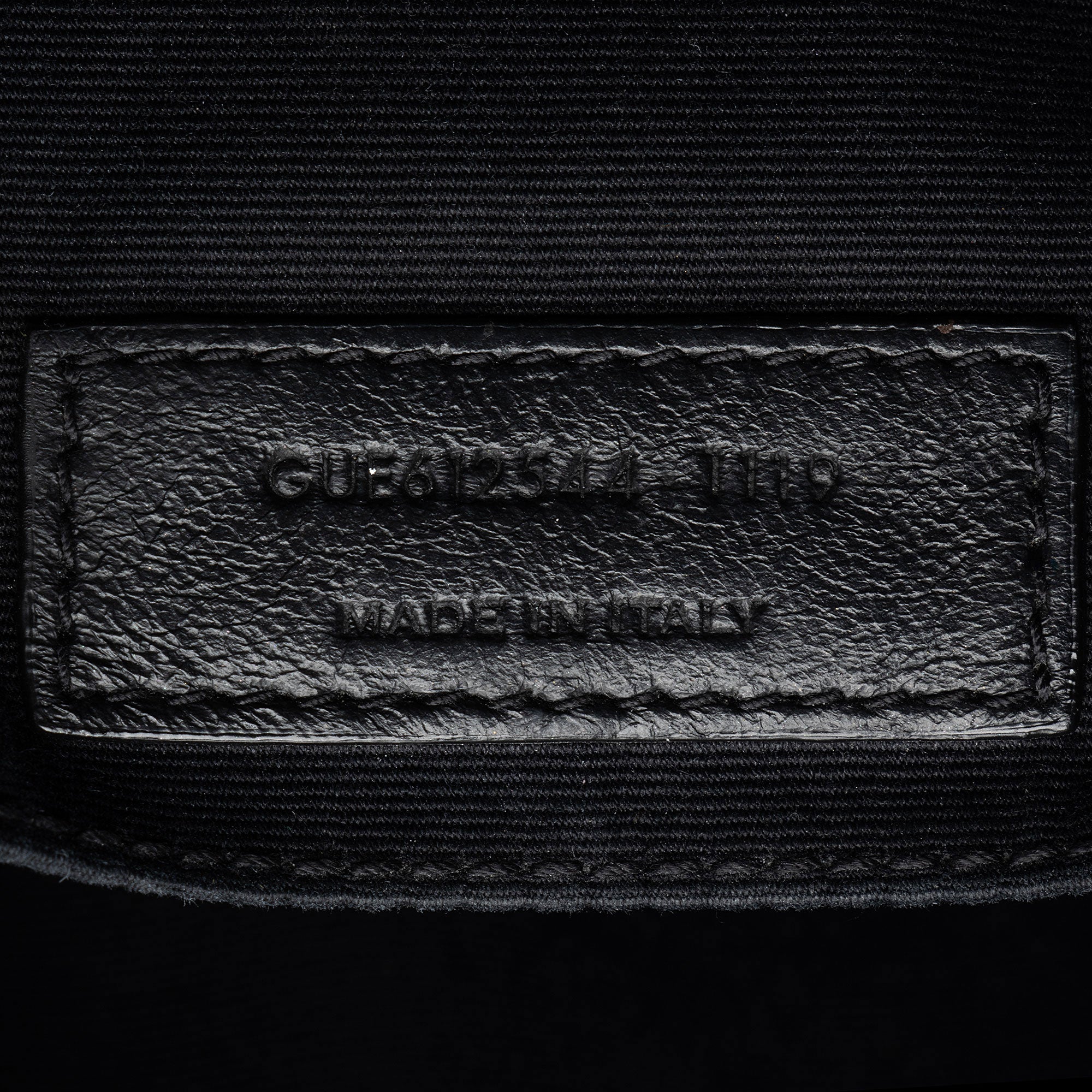Saint Laurent Matelasse Calfskin Monogram Lou Camera Bag - FINAL SALE (SHF-iTLHGg)