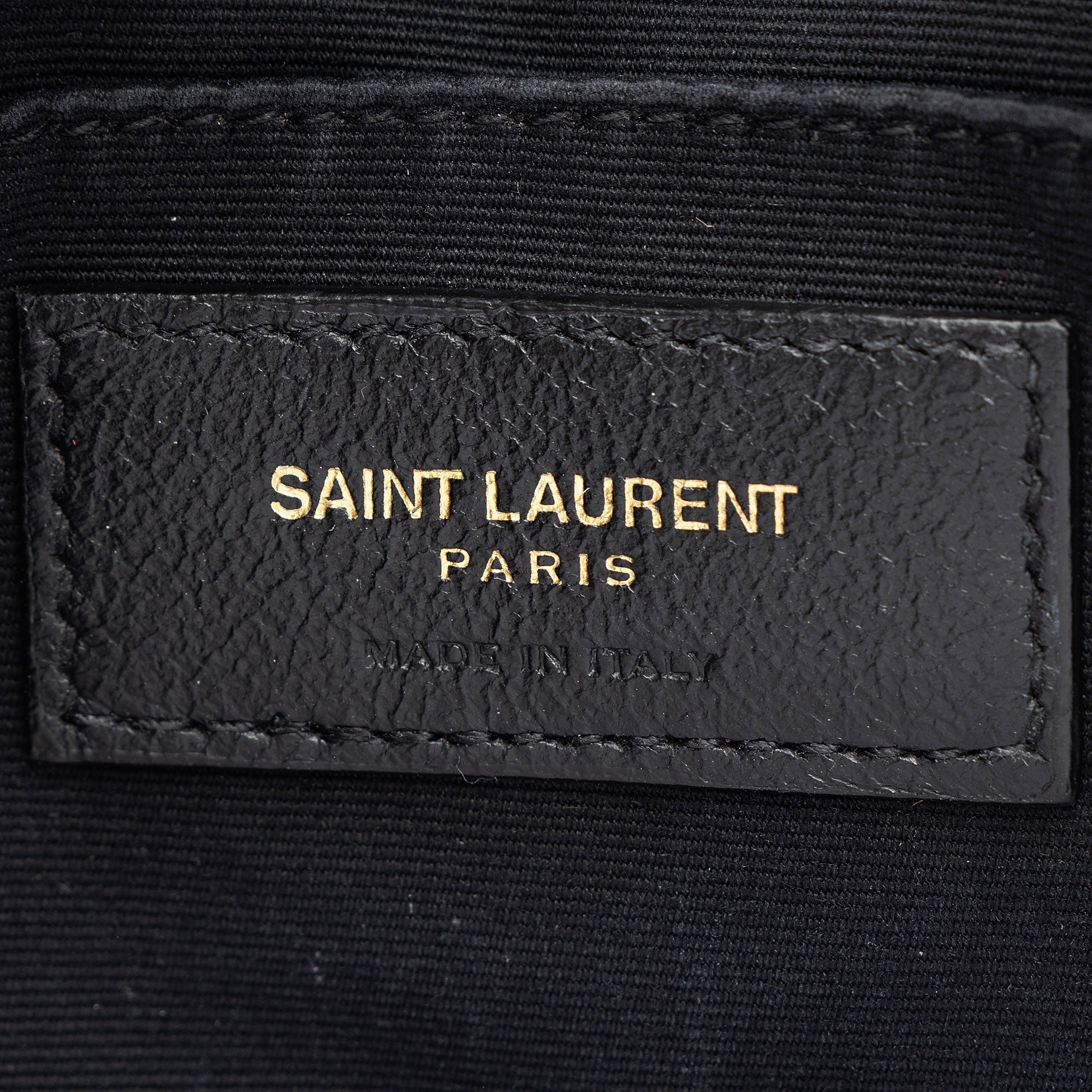 Saint Laurent Matelasse Calfskin Monogram Lou Camera Bag (SHF-5REUgE)