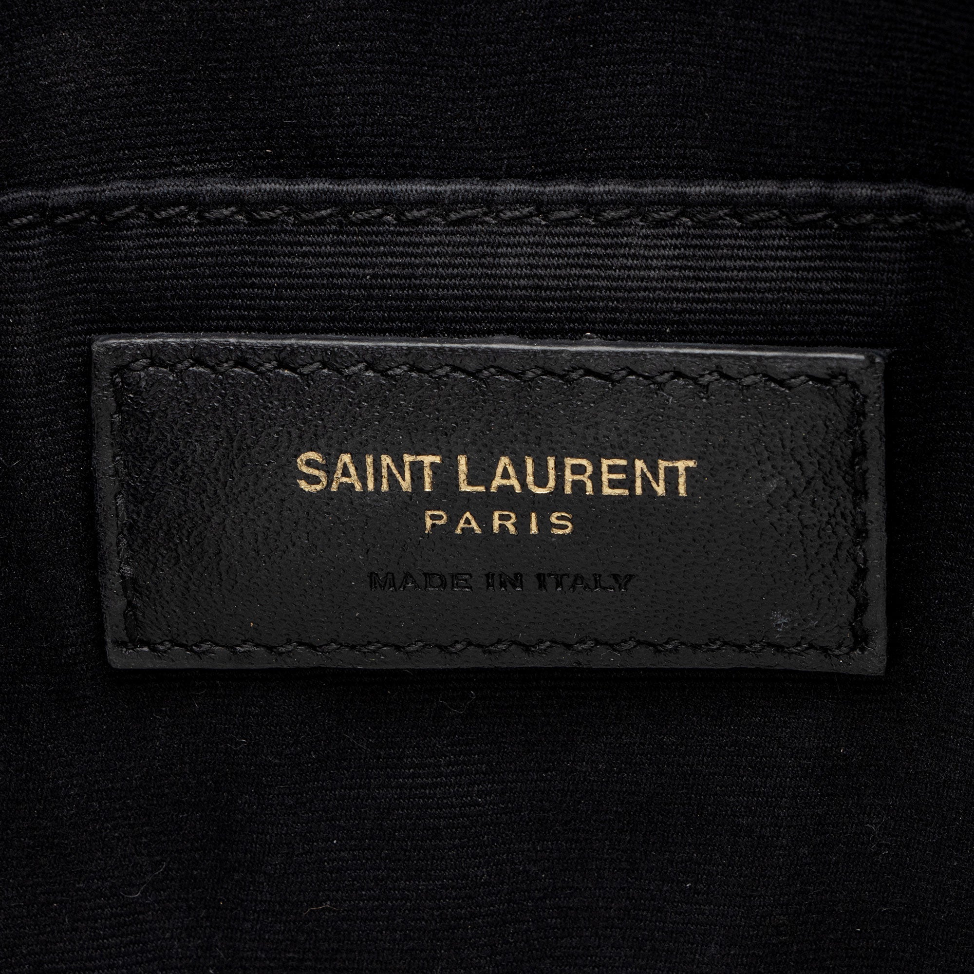 Saint Laurent Matelasse Calfskin Monogram Lou Camera Bag (SHF-wHhf08)