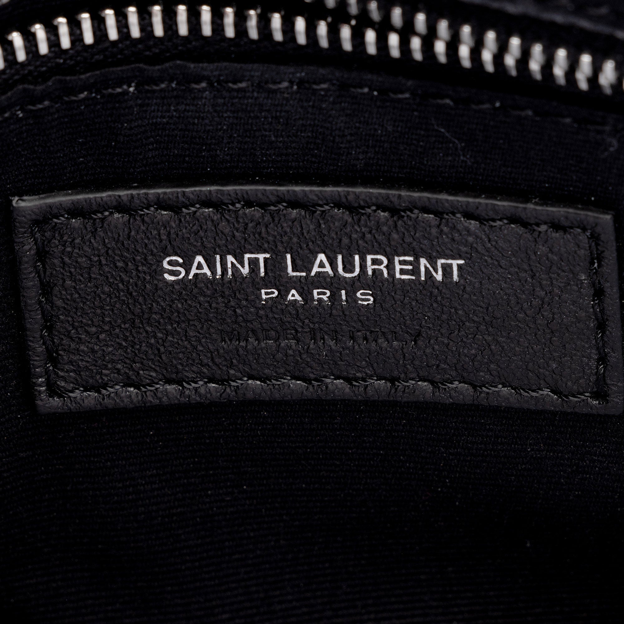 Saint Laurent Matelasse Calfskin Monogram LouLou Chain Medium Shoulder Bag (SHF-nVNU3H)
