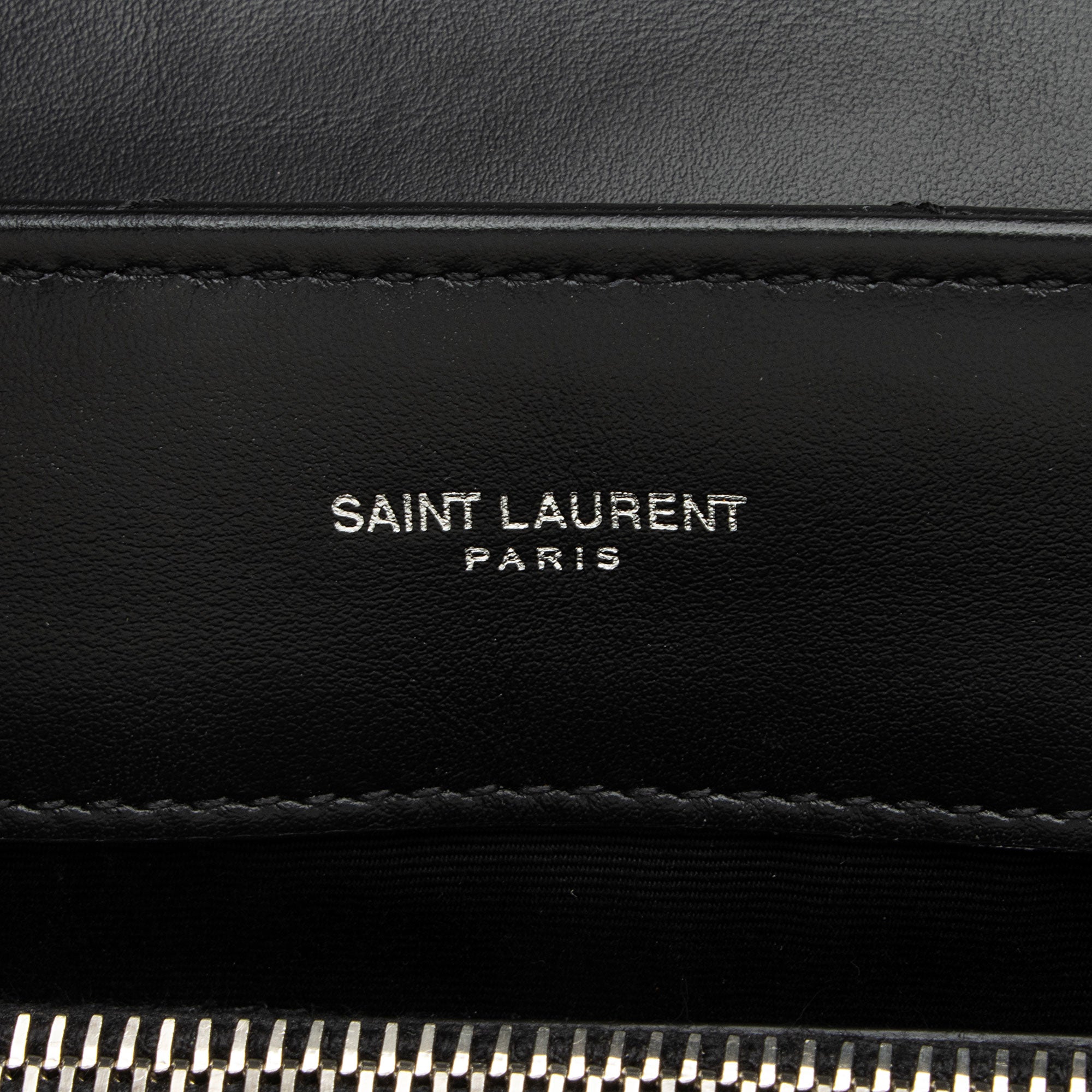 Saint Laurent Matelasse Calfskin Monogram LouLou Chain Medium Shoulder Bag (SHF-pHhqQ4)