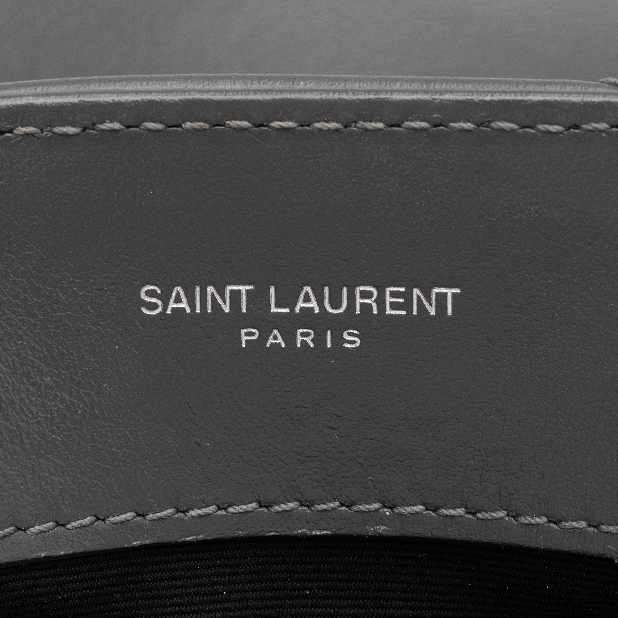 Saint Laurent Matelasse Calfskin Monogram LouLou Chain Small Crossbody (SHF-B5OsZv)