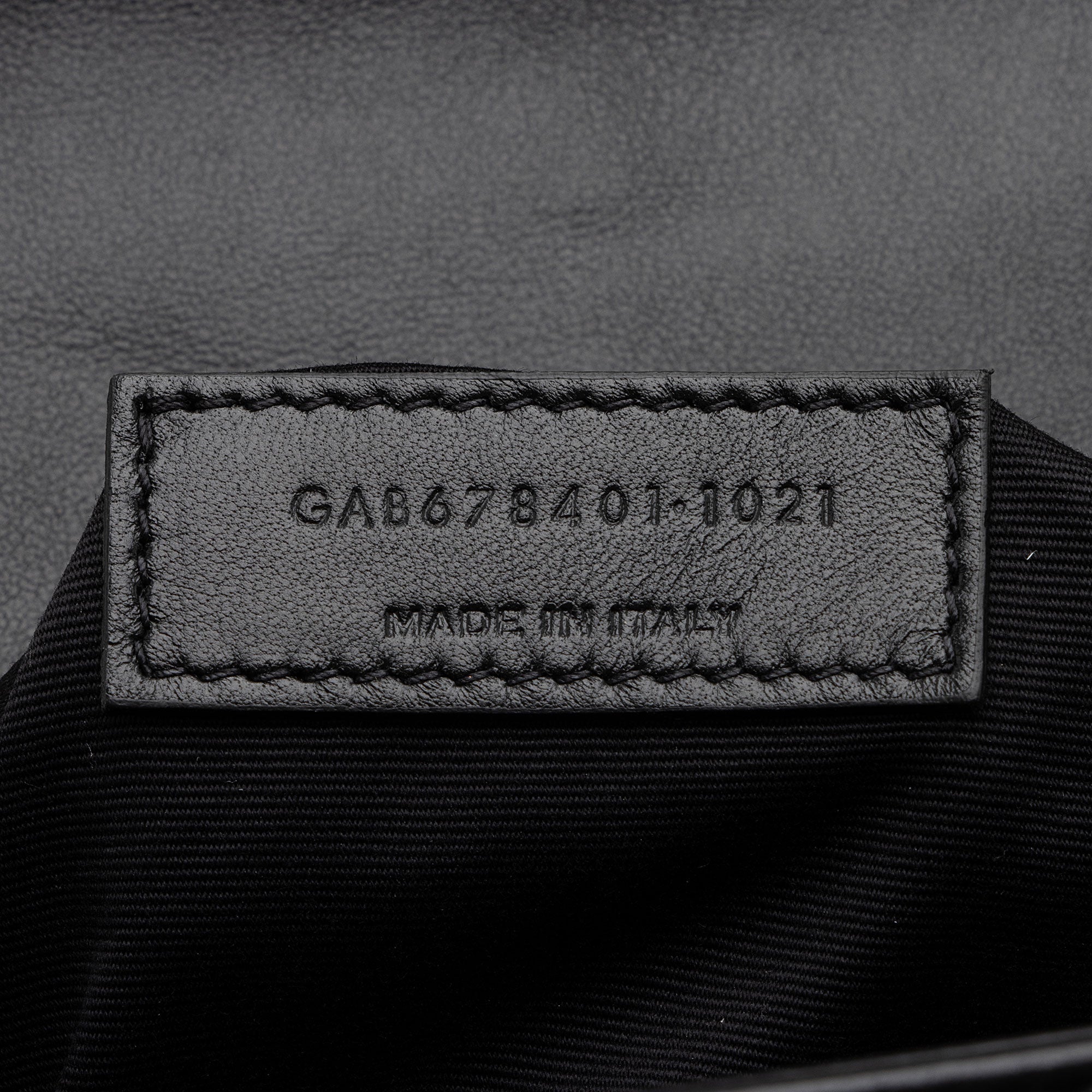 Saint Laurent Matelasse Calfskin Monogram LouLou Toy Crossbody Bag (SHF-tGwfOp)