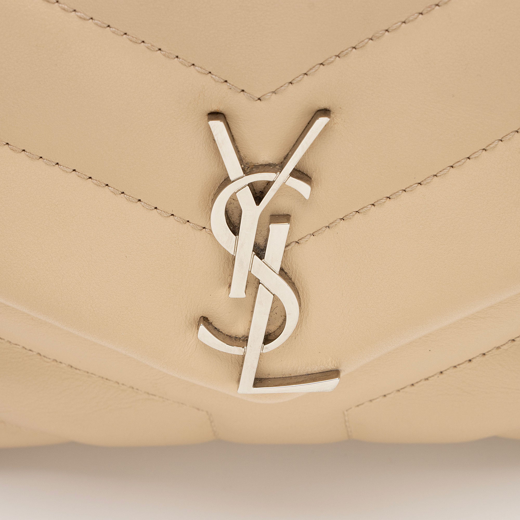 Saint Laurent Matelasse Calfskin Monogram LouLou Toy Crossbody (SHF-arg7wt)