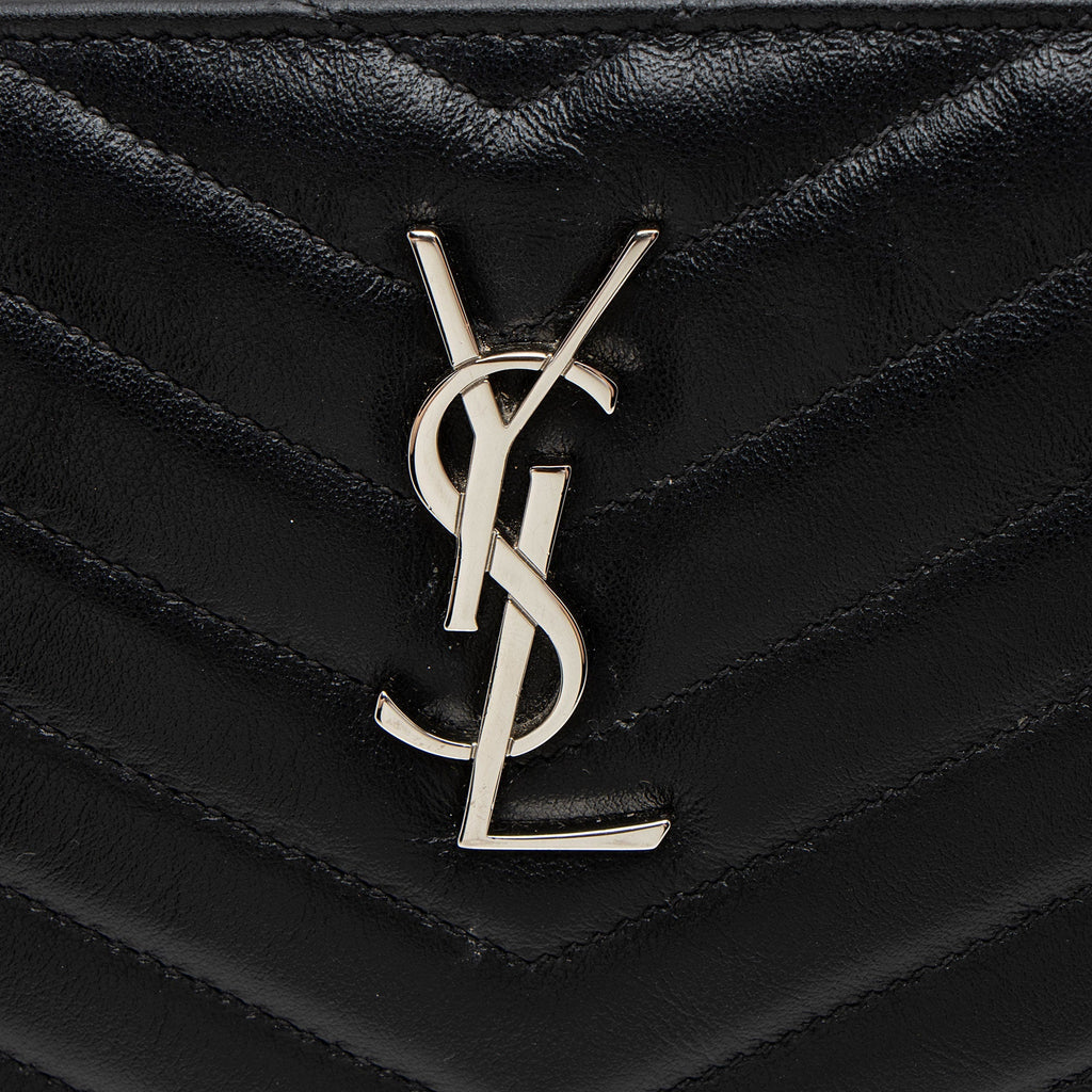 Saint Laurent Matelasse Calfskin Monogram Small Wristlet (SHF-6zoV5w)
