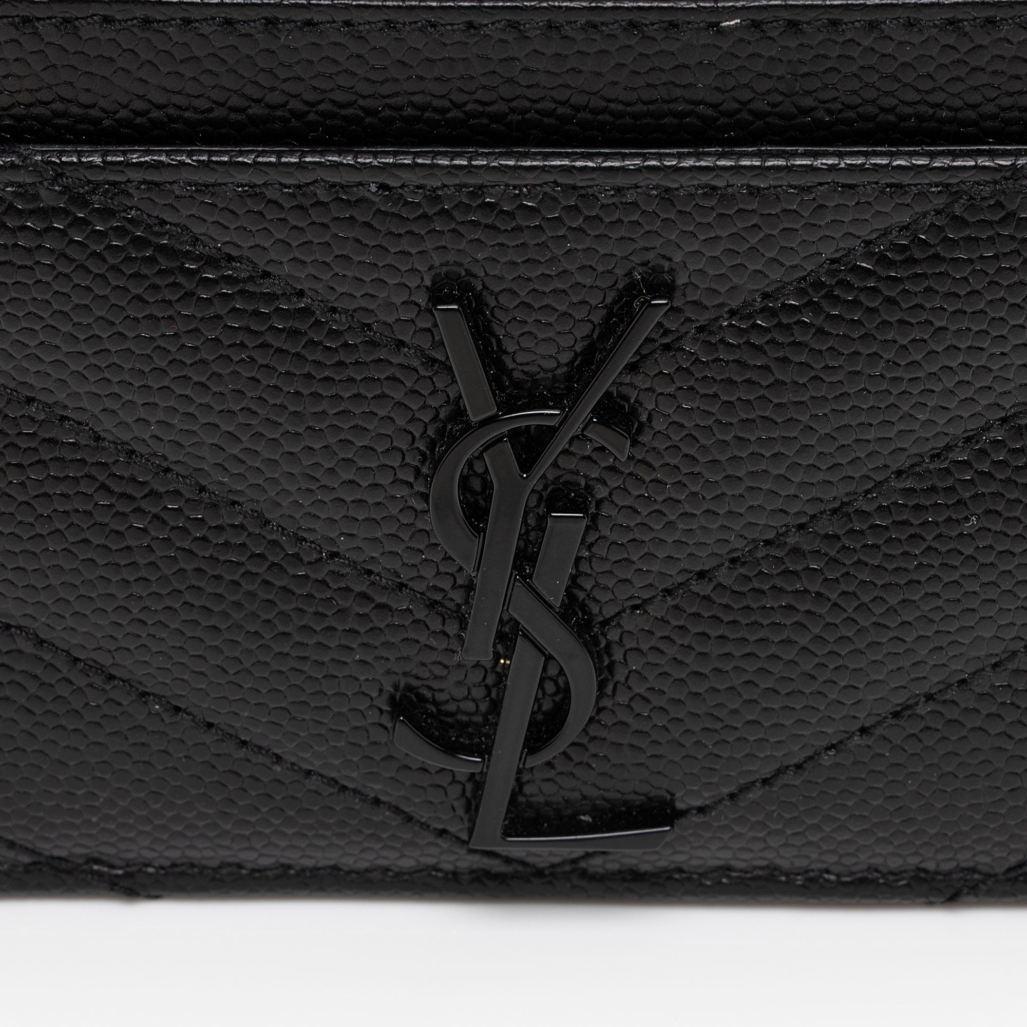 Saint Laurent Matelasse Grain de Poudre Monogram Card Case (SHF-f11Wsk)
