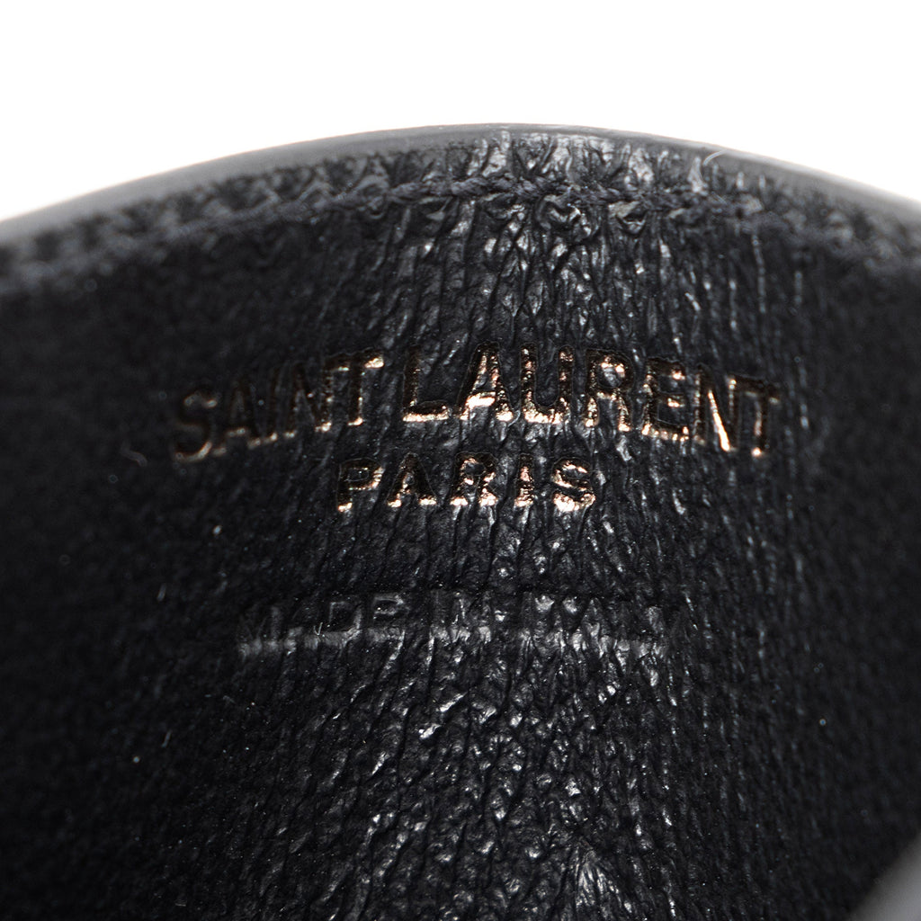 Saint Laurent Matelasse Grain de Poudre Monogram Card Case (SHF-FUtuBp)