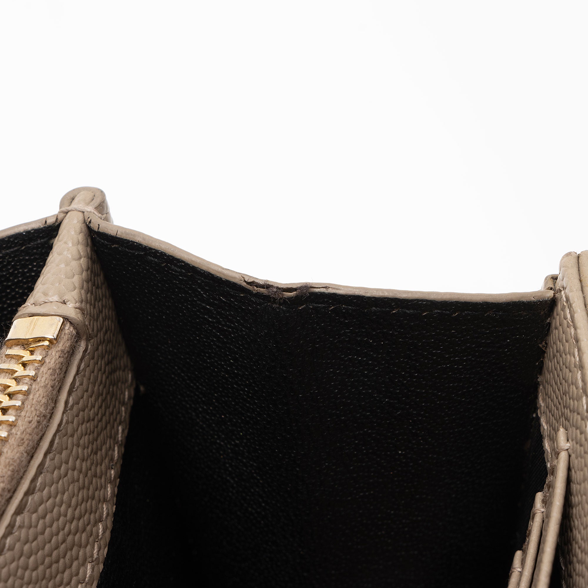 Saint Laurent Matelasse Grain de Poudre Monogram Chain Wallet - FINAL SALE (SHF-Veay8o)