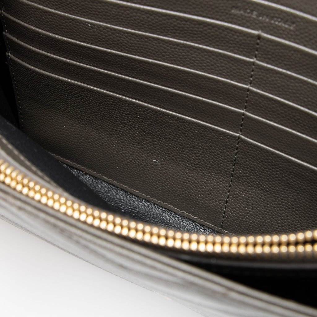 Saint Laurent Matelasse Grain de Poudre Monogram Chain Wallet (SHF-zFHDtw)