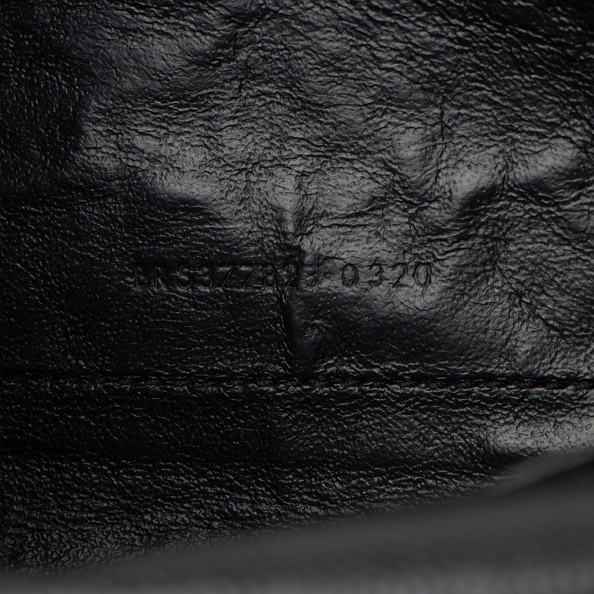 Saint Laurent Matelasse Grain de Poudre Monogram Chain Wallet (SHF-CtcP6l)