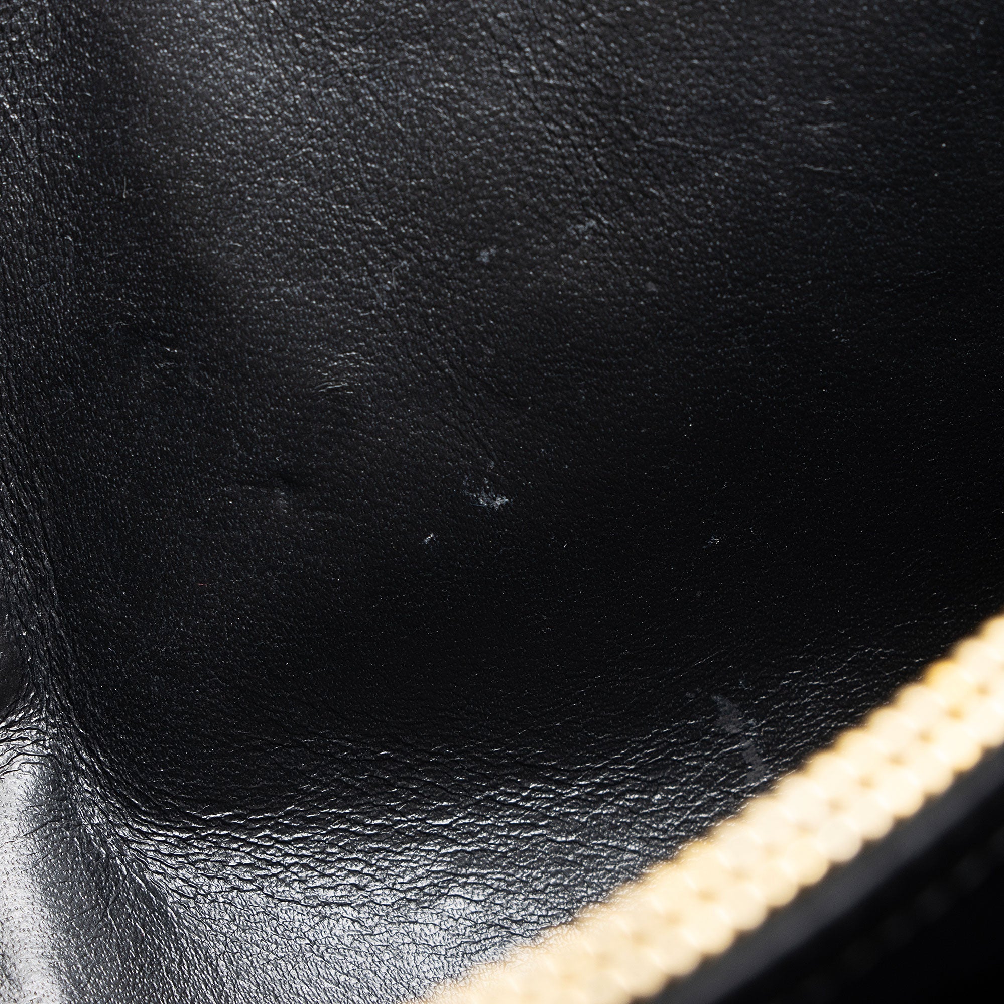 Saint Laurent Matelasse Grain de Poudre Monogram Chain Wallet