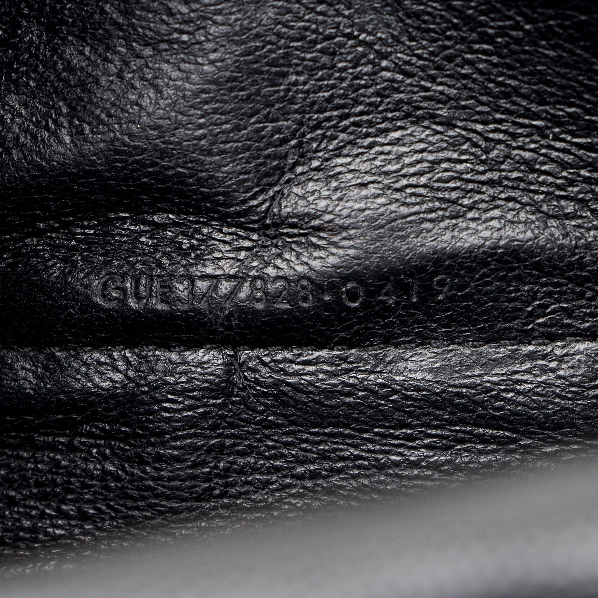 Saint Laurent Matelasse Grain de Poudre Monogram Chain Wallet
