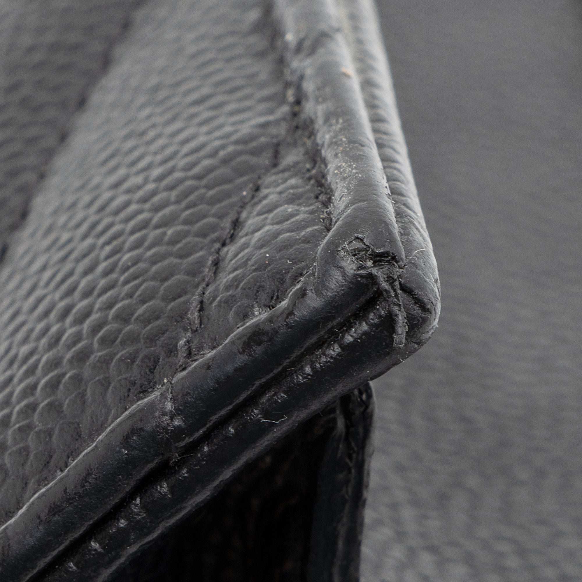 Saint Laurent Matelasse Grain de Poudre Monogram Envelope Chain Wallet (SHF-23410)