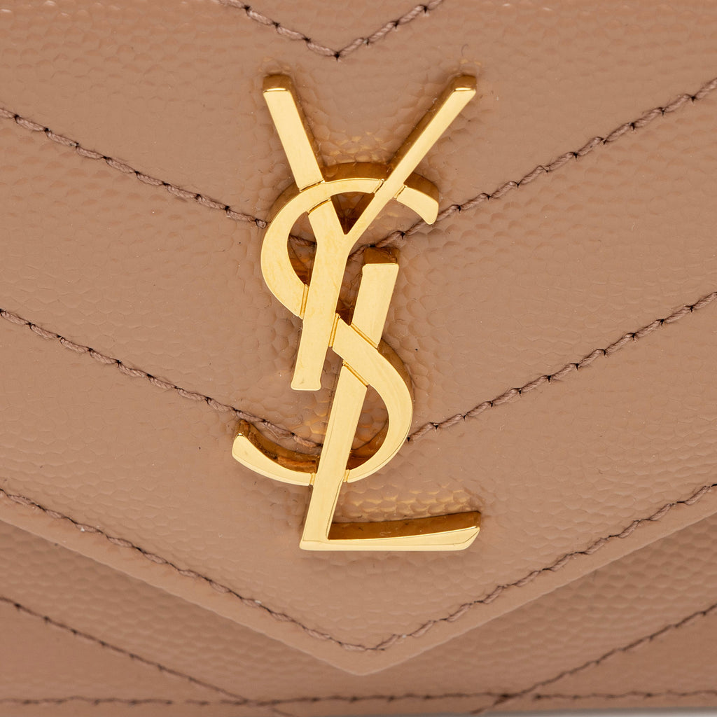 Saint Laurent Matelasse Grain de Poudre Monogram Fragments Flap Card Case (SHF-9N5wrw)