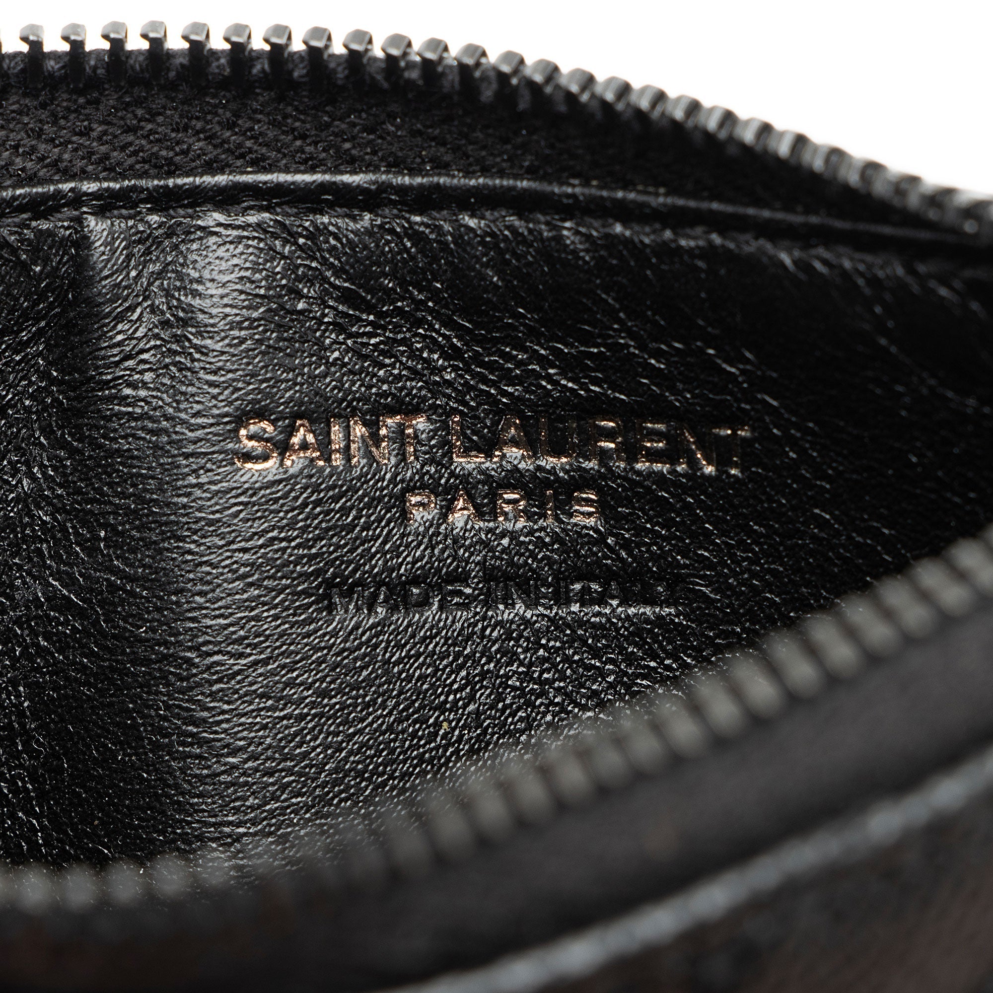Saint Laurent Matelasse Grain de Poudre Monogram Fragments Zipper Card Case (SHF-sDlJPU)