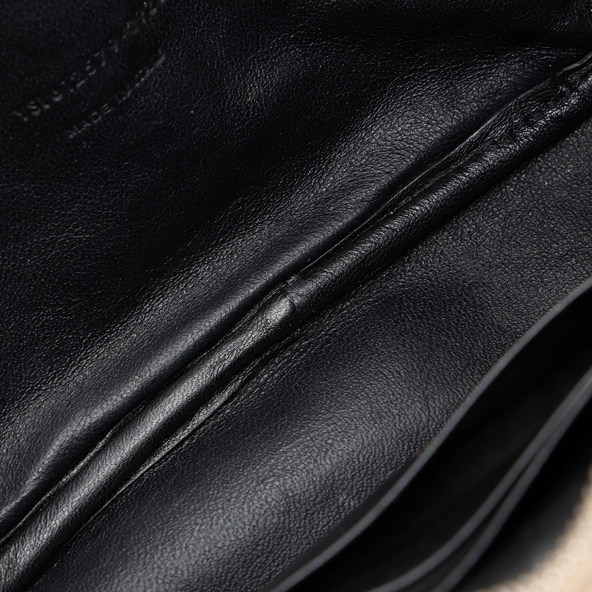 Saint Laurent Matelasse Grain de Poudre Monogram Lou Mini Camera Bag (SHF-e52Zwb)