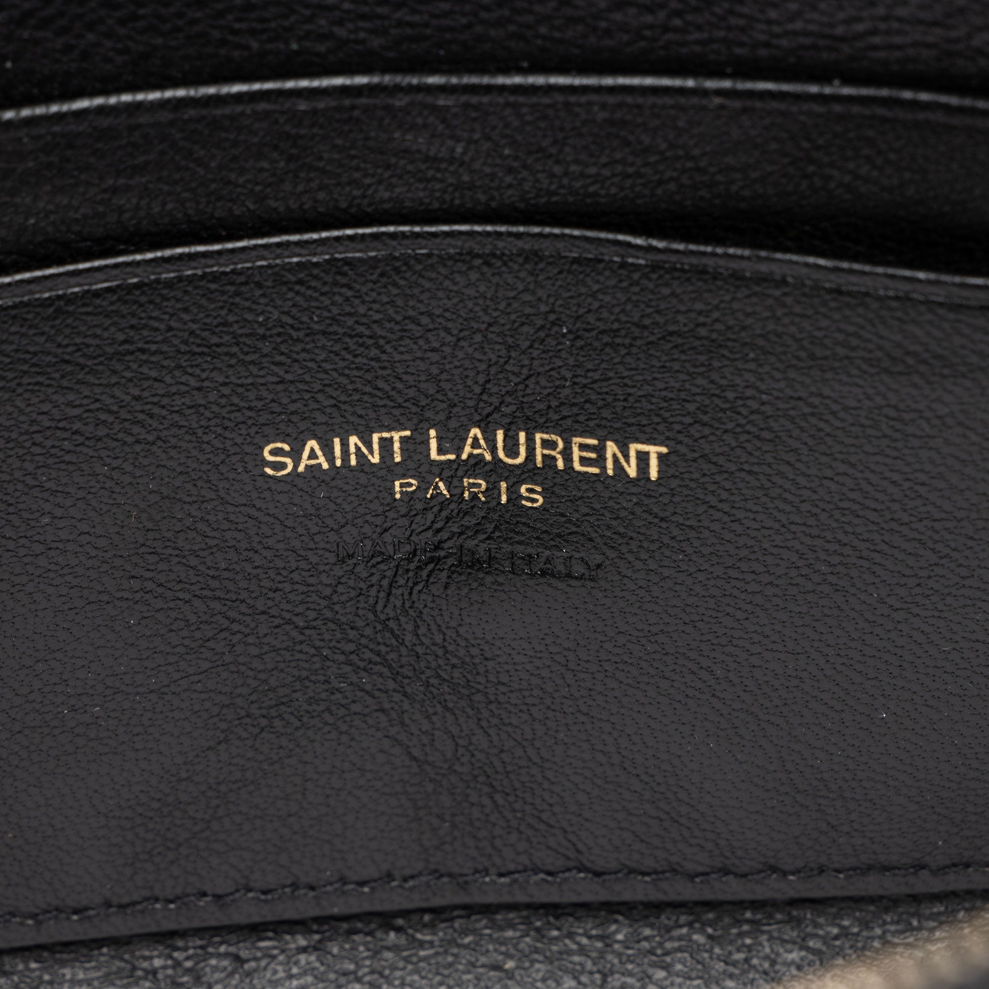 Saint Laurent Matelasse Grain de Poudre Monogram Lou Mini Camera Bag (SHF-sRcb5h)