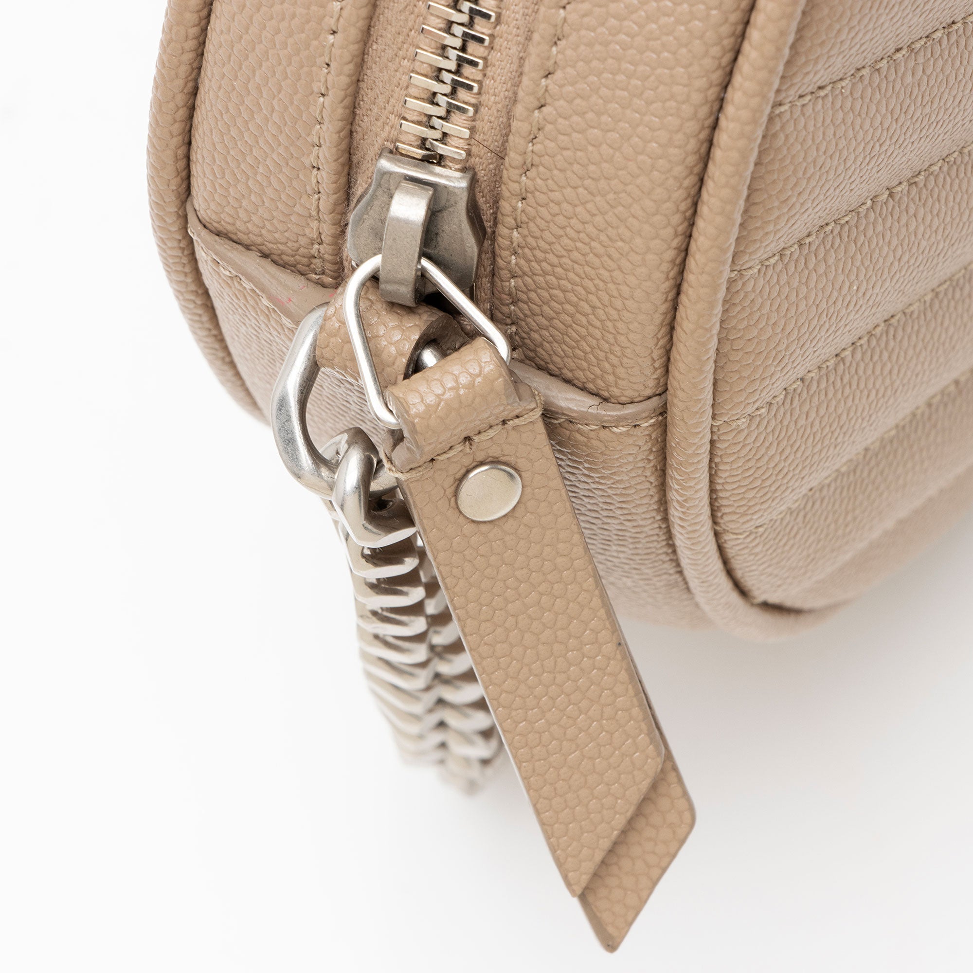 Saint Laurent Matelasse Grain de Poudre Monogram Vinyle Round Camera Bag