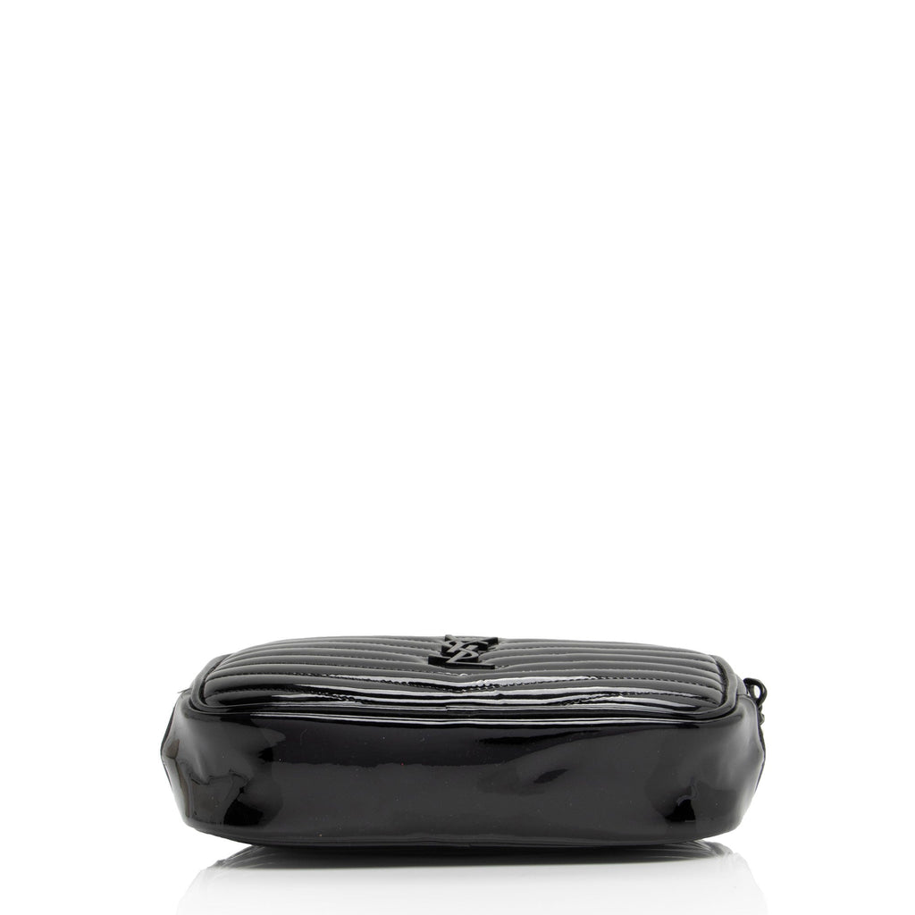 Saint Laurent Matelasse Patent Leather Monogram Lou Mini Camera Bag (SHF-xwMZnb)