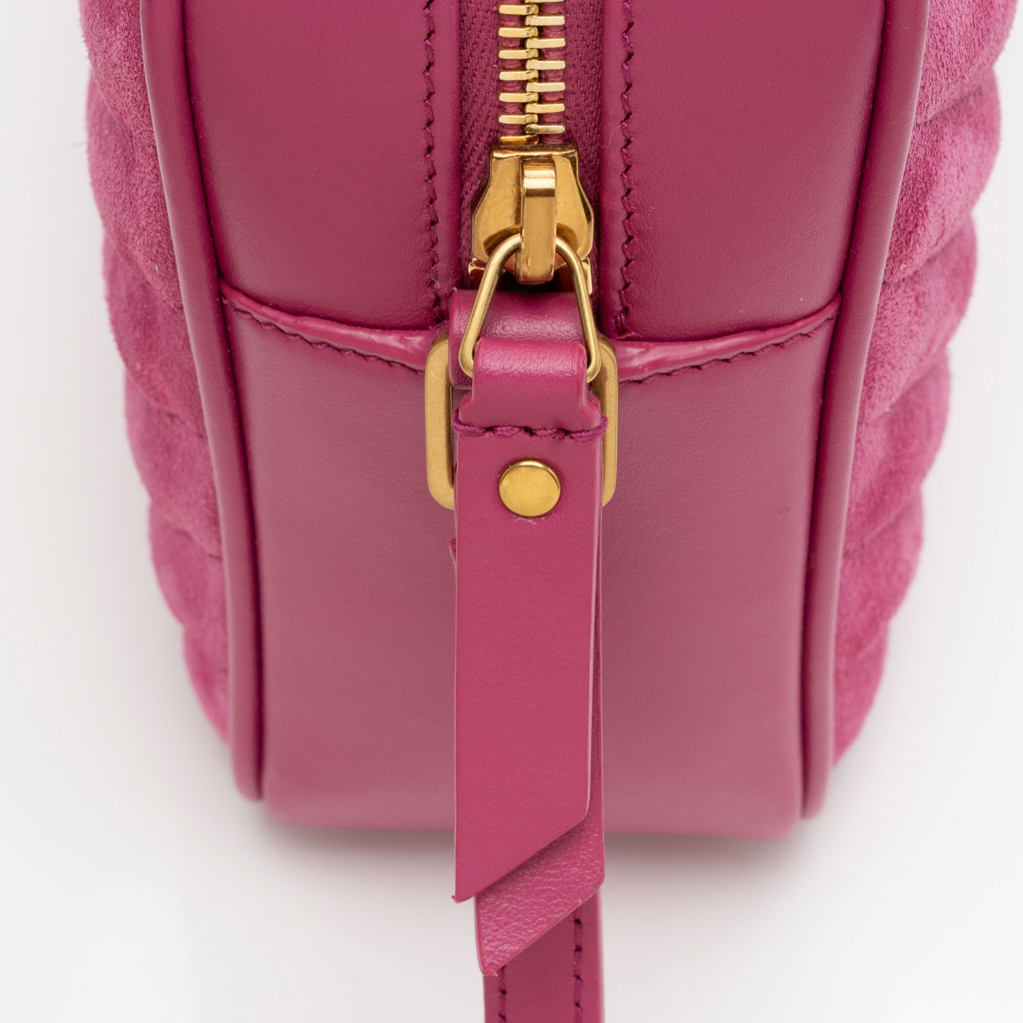 Saint Laurent Matelasse Suede Monogram Lou Camera Bag (SHF-Y84S5Z)