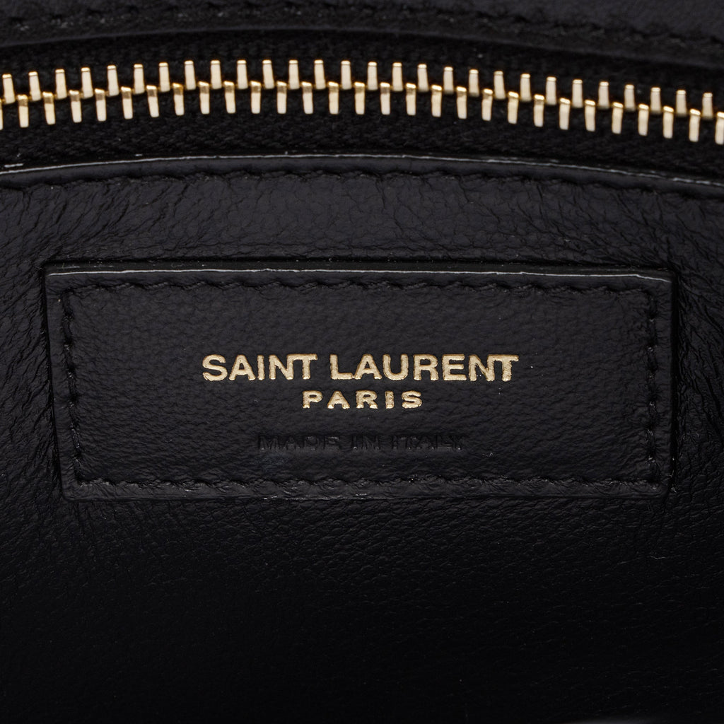 Saint Laurent Patent Leather Monogram Cassandra Medium Chain Bag (SHF-23413)