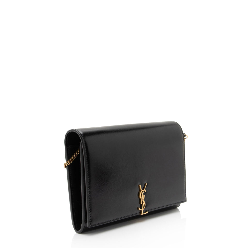 Saint Laurent Smooth Calfskin Monogram Cassandre Chain Wallet (SHF-v1q6uC)