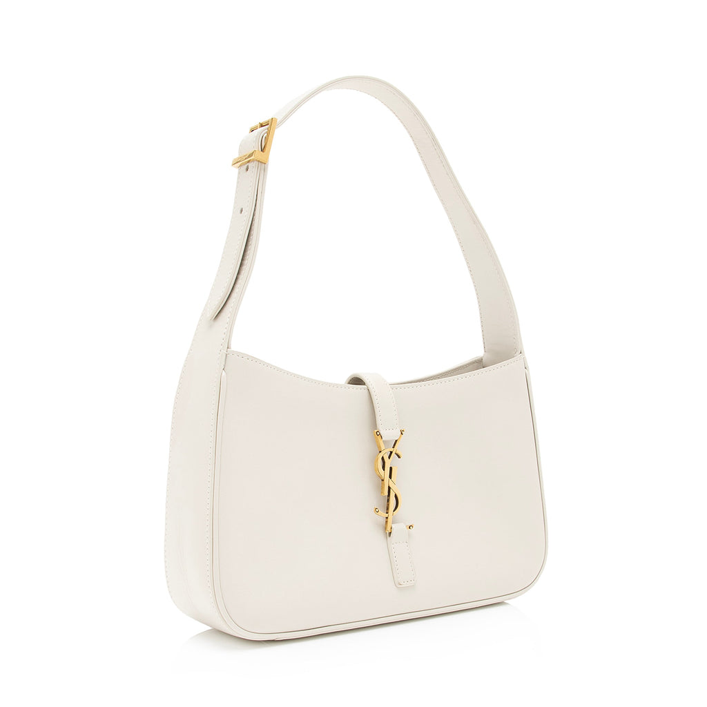 Saint Laurent Smooth Calfskin Monogram Le 5 A 7 Hobo (SHF-XO6BXf)