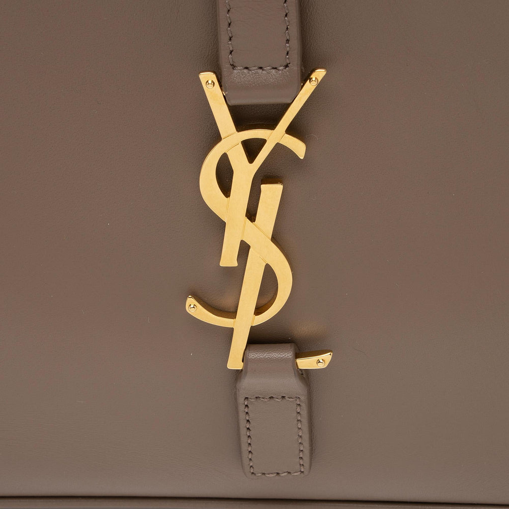 Saint Laurent Smooth Calfskin Monogram Le 5 A 7 Hobo (SHF-GmWODr)