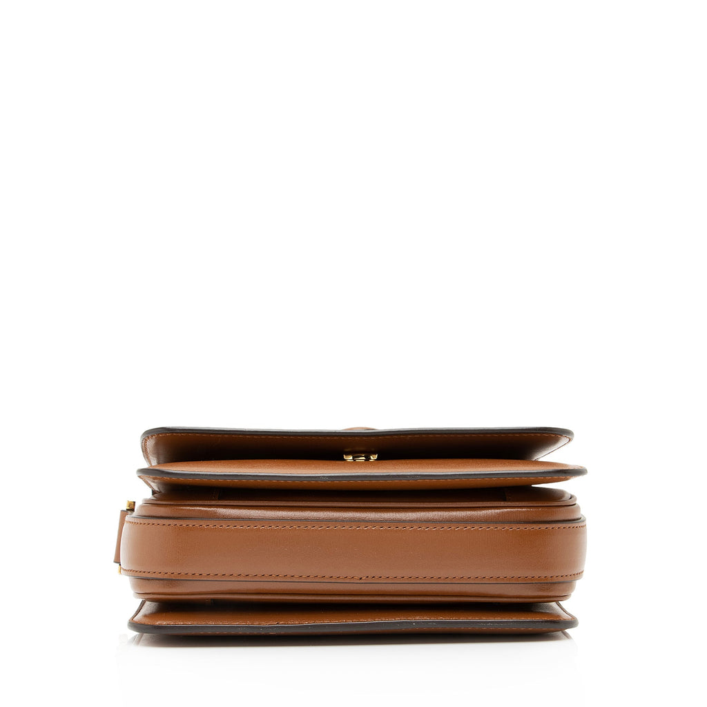 Saint Laurent Smooth Calfskin Monogram Le 61 Saddle Small Crossbody Bag (SHF-23810)