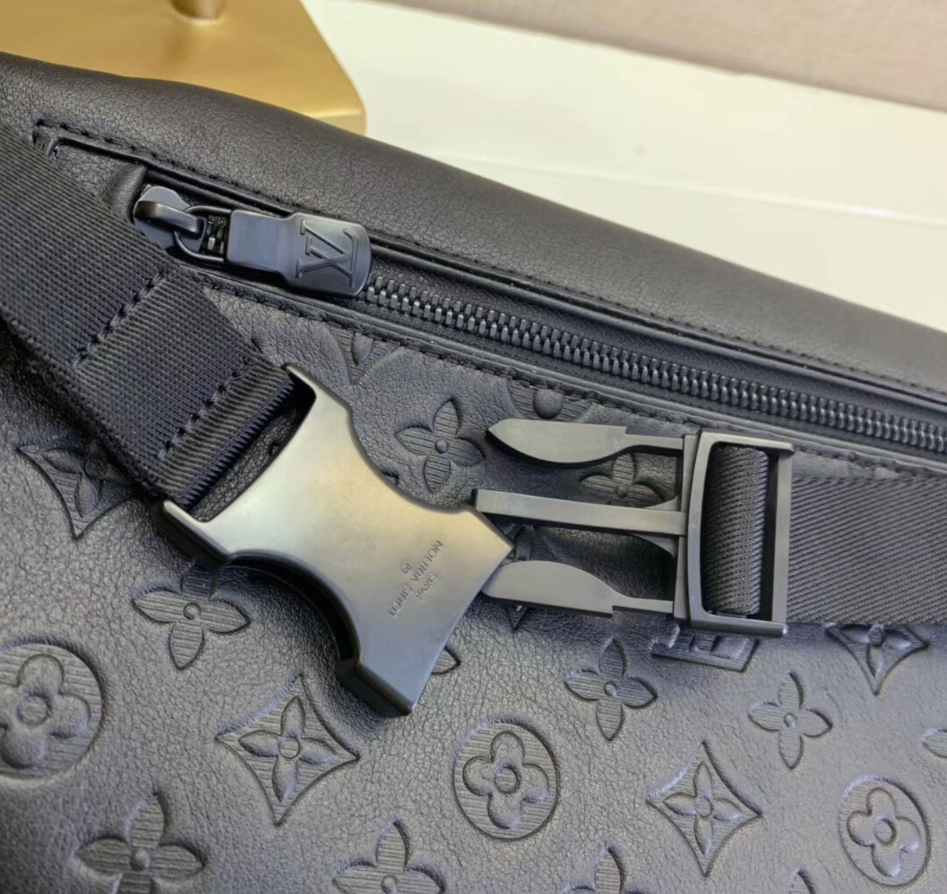 Elite Carryalls