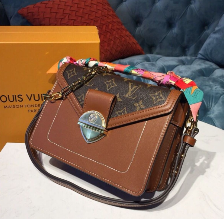 Louis Vuitton BifaMonogram Canvas By Nicolas Ghesquiere For Women, WomenÃƒÂ¢Ã¢â€šÂ¬Ã¢â€žÂ¢s Handbags, Shoulder Bags 8.7in/21.5cm Louis Vuitton M44386