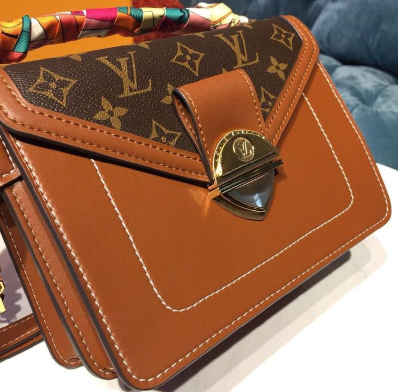 Louis Vuitton BifaCeline Monogram Canvas By Nicolas Ghesquiere For Women, Women’s Handbags, Shoulder Bags 8.7in/21.5cm Louis Vuitton M44386
