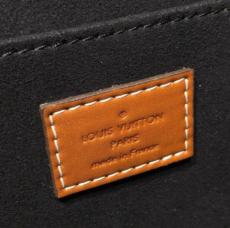Louis Vuitton BifaMonogram Canvas By Nicolas Ghesquiere For Women, WomenÃƒÂ¢Ã¢â€šÂ¬Ã¢â€žÂ¢s Handbags, Shoulder Bags 8.7in/21.5cm Louis Vuitton M44386