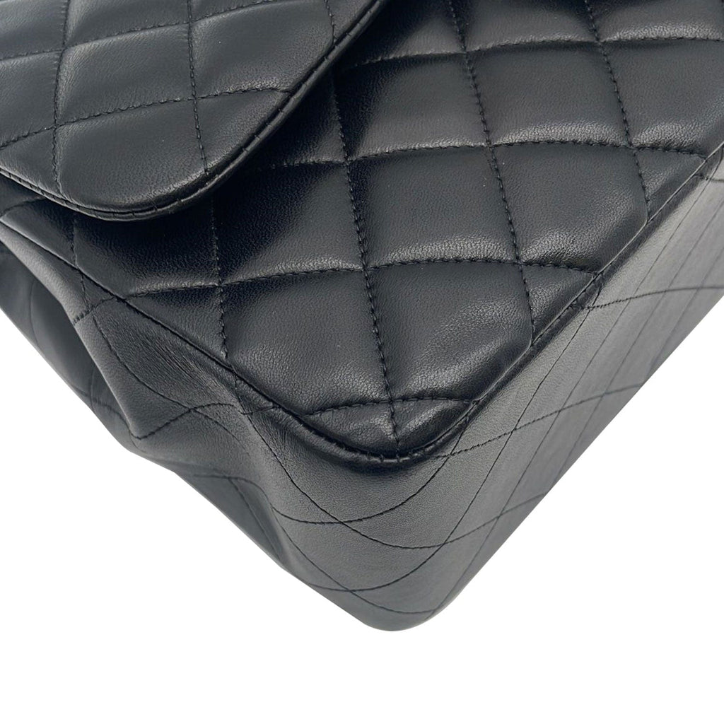 Chanel Classic Jumbo Double Flap  Leather Shoulder Bag Black