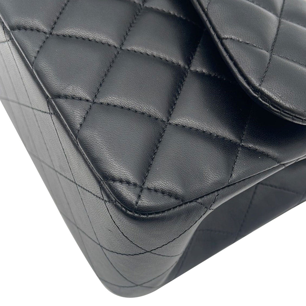 Chanel Classic Jumbo Double Flap  Leather Shoulder Bag Black