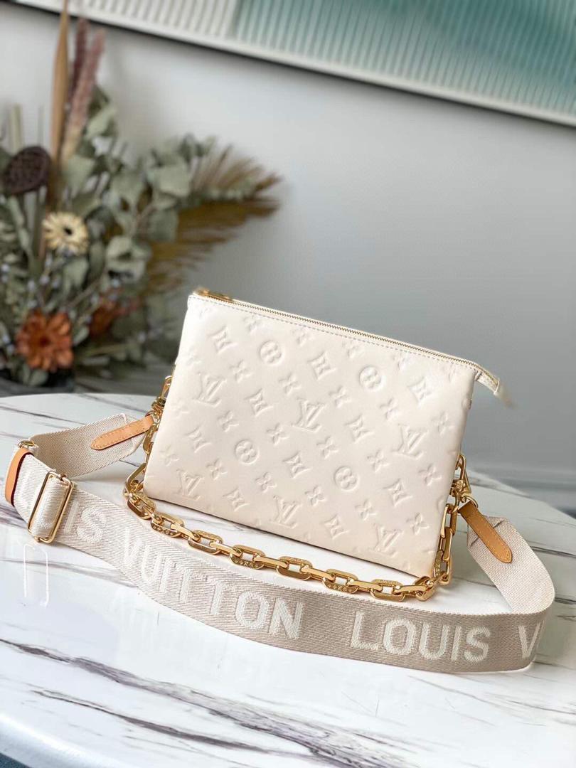 Louis Vuitton Coussin PM Monogram-Embossed Puffy Cream For Women,  Shoulder And Crossbody Bags 10.2in/26cm Louis Vuitton M57793