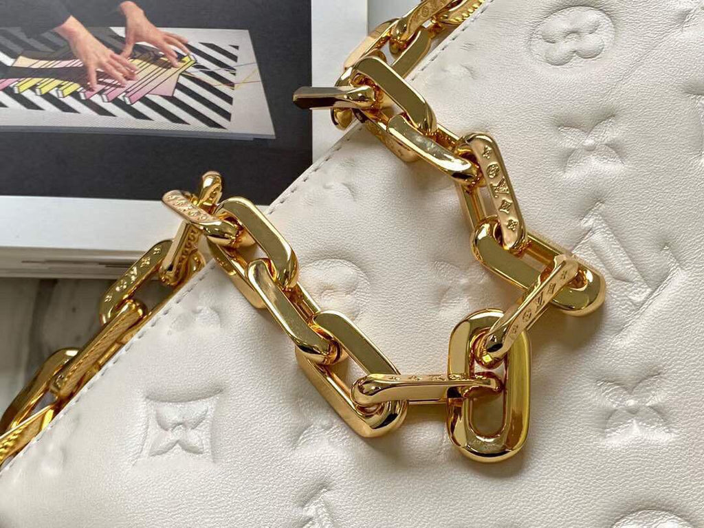 Louis Vuitton Coussin PM Monogram-Embossed Puffy Cream For Women,  Shoulder And Crossbody Bags 10.2in/26cm Louis Vuitton M57793