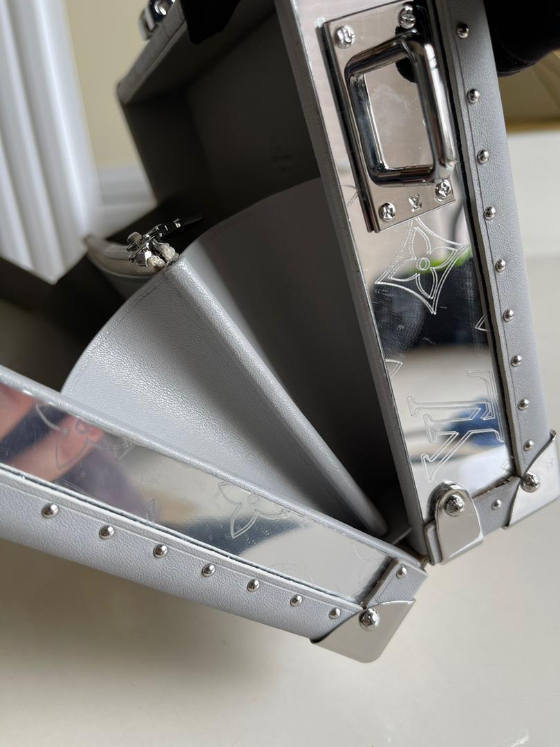 Louis Vuitton Soft Trunk Monogram Canvas For Men, Bags, Shoulder And Crossbody Bags 9.8in/25cm Louis Vuitton