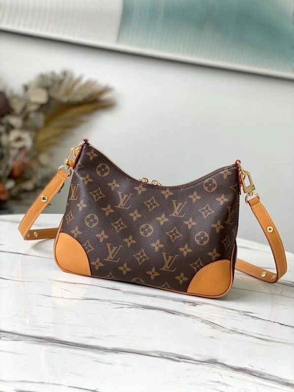 Louis Vuitton Boulogne Monogram Canvas Natural Beige For Women, WomenÃƒÂ¢Ã¢â€šÂ¬Ã¢â€žÂ¢s Handbags, Shoulder And Crossbody Bags 11.4in/29cm Louis Vuitton M45832