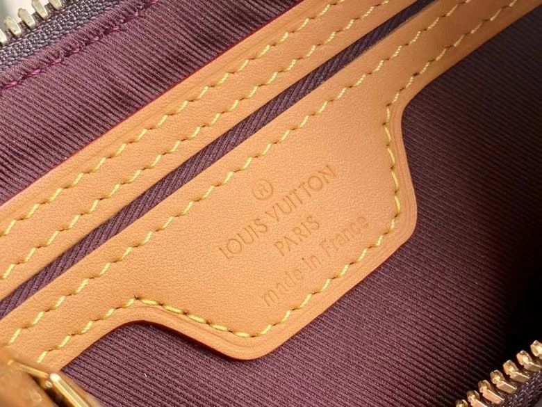 Louis Vuitton Boulogne Monogram Canvas Natural Beige For Women, WomenÃƒÂ¢Ã¢â€šÂ¬Ã¢â€žÂ¢s Handbags, Shoulder And Crossbody Bags 11.4in/29cm Louis Vuitton M45832