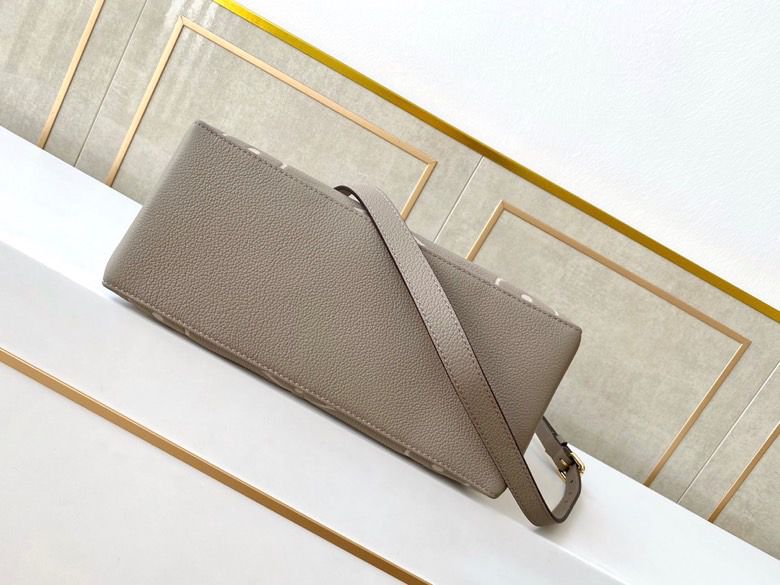 Louis Vuitton Petit Palais Monogram Flowers Tourterelle/Creme For Women,  Shoulder And Crossbody Bags 11.4in/29cm Louis Vuitton M58914