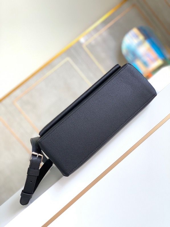 Louis Vuitton Mylockme Satchel Black For Women,  Shoulder And Crossbody Bags 11in/28cm Louis Vuitton M54849