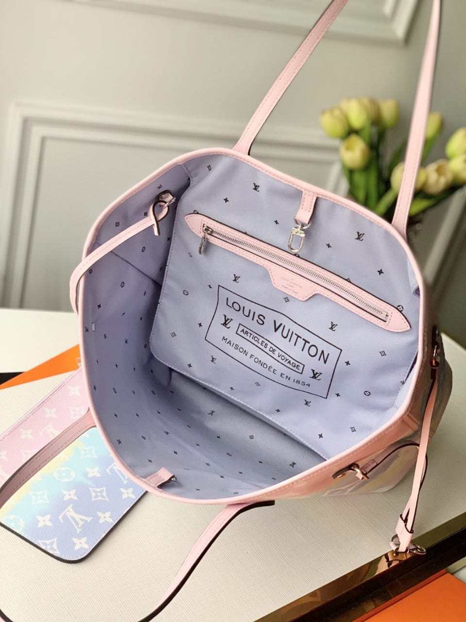 Louis Vuitton Neverfull MM Tote Bag Monogram Canvas For Louis Vuitton Escale Collection,  Shoulder Bags 12.2in/31cm Louis Vuitton M45270
